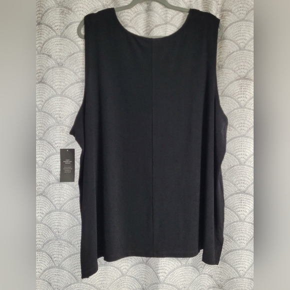 Avenue VIP Black Sleeveless Top Size 30/32 - Picture 3 of 5